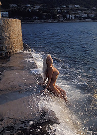 Zdenka Podkapova Photo 7