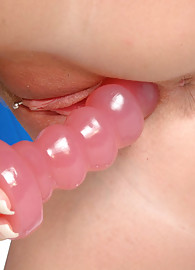 Ashton Moore Photo 13