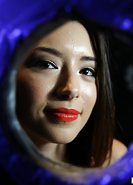 Daisy Summers Photo 3