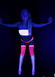 Carter Cruise Photo 2