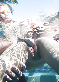 Mercedes Lynn Photo 14