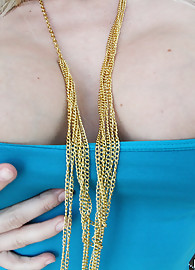 Christie Stevens Photo 1