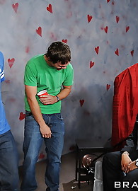 Ariella Ferrera Photo 11