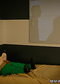 Hailey Young Photo 9