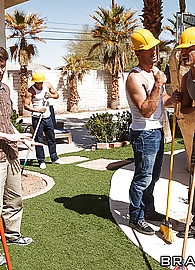 Hailey Young Photo 8