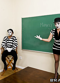 Mackenzee Pierce Photo 4