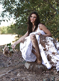 Tiffany Tyler Photo 6