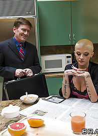 Jessie Andrews Photo 11