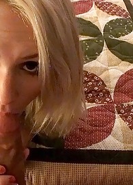 Emily Austin Photo 10