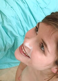 Lara Brookes Photo 14