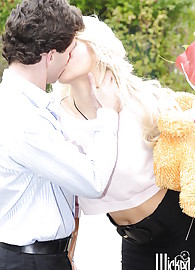 Anikka Albrite Photo 5