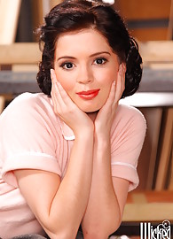 Jessi Palmer Photo 1