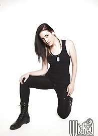 Aiden Starr Photo 10