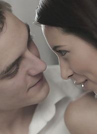 Christy Charming Photo 2