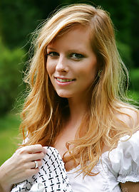 Carmen Gemini Photo 15