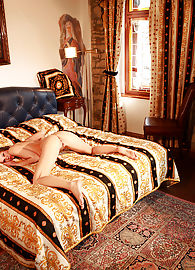 Little Caprice Photo 12