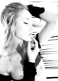 Alissa White Photo 5