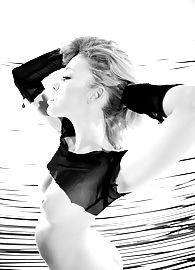 Alissa White Photo 12