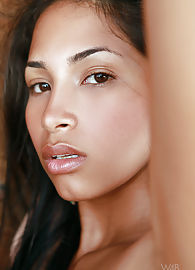 Ruth Medina Photo 20