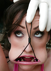 Jennifer White Photo 11