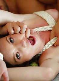 Jenny Anderson Photo 15