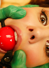 Brooke Adams Photo 4