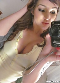 Holly Michaels Photo 4