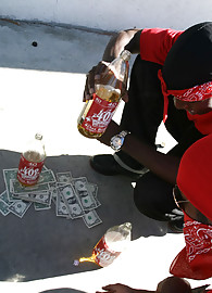 Claire Dames Photo 7