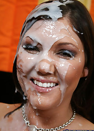 Claire Dames Photo 19