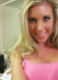 Samantha Saint Photo 4