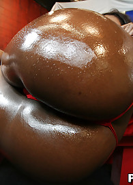 Aryana Starr Photo 8