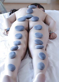 Karina White Photo 2