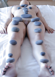 Karina White Photo 5