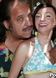 Jenny Anderson Photo 2