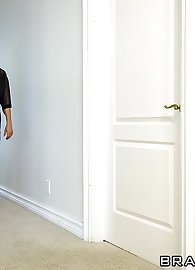 Adriana Chechik Photo 12