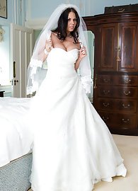 Simony Diamond Photo 2