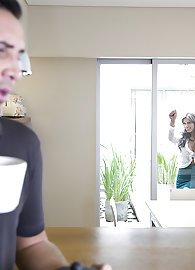 Esperanza Gomez Photo 10