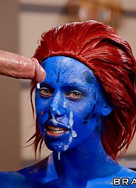 Nicole Aniston Photo 17