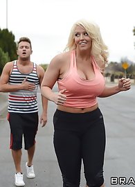 Alura Jenson Photo 7