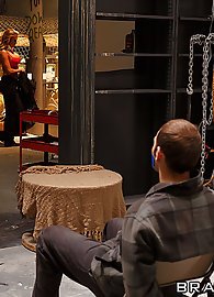 Samantha Saint Photo 7