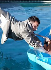 Shades-wearing blond-haired MILF getting fucked sideways indoors