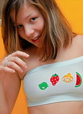 Cute teen babe Emily 18 takes off her green thongs and shows her hot fuckable ass.