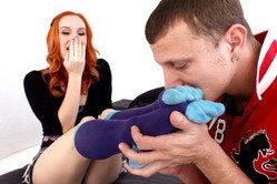 Stunning babe really likes to tease her partner with those feet, he loves to suck on her cute toes